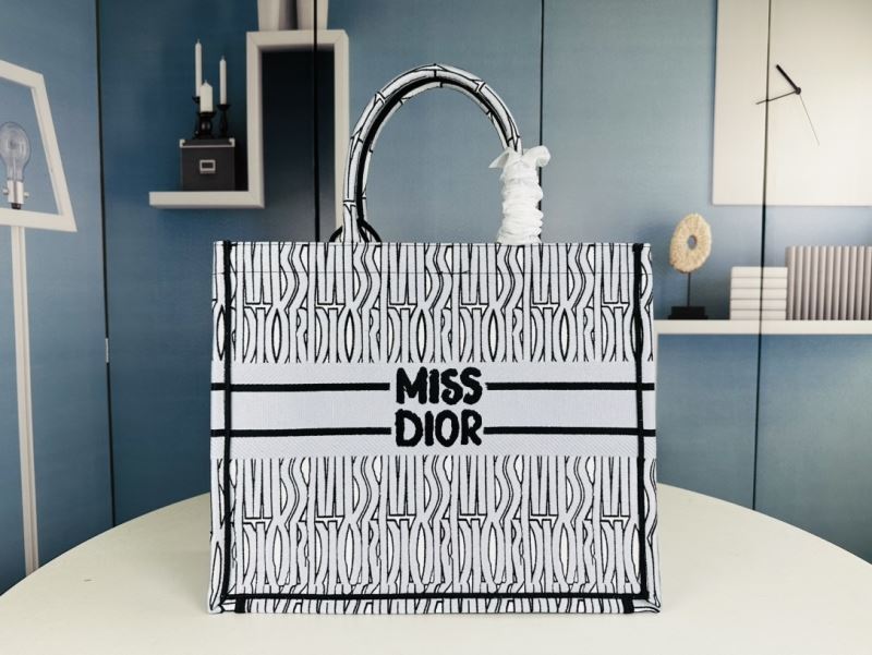 Christian Dior Shopping Bags